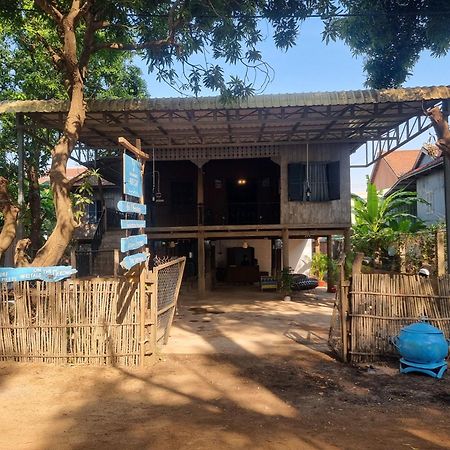 Discover Kratie Homesetay Экстерьер фото