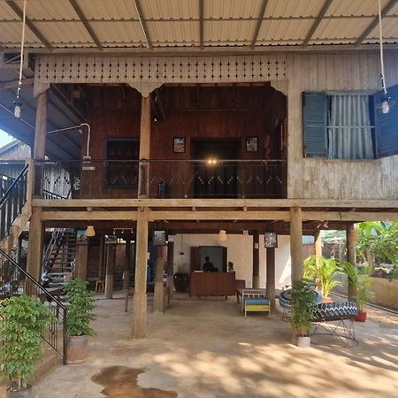 Discover Kratie Homesetay Экстерьер фото