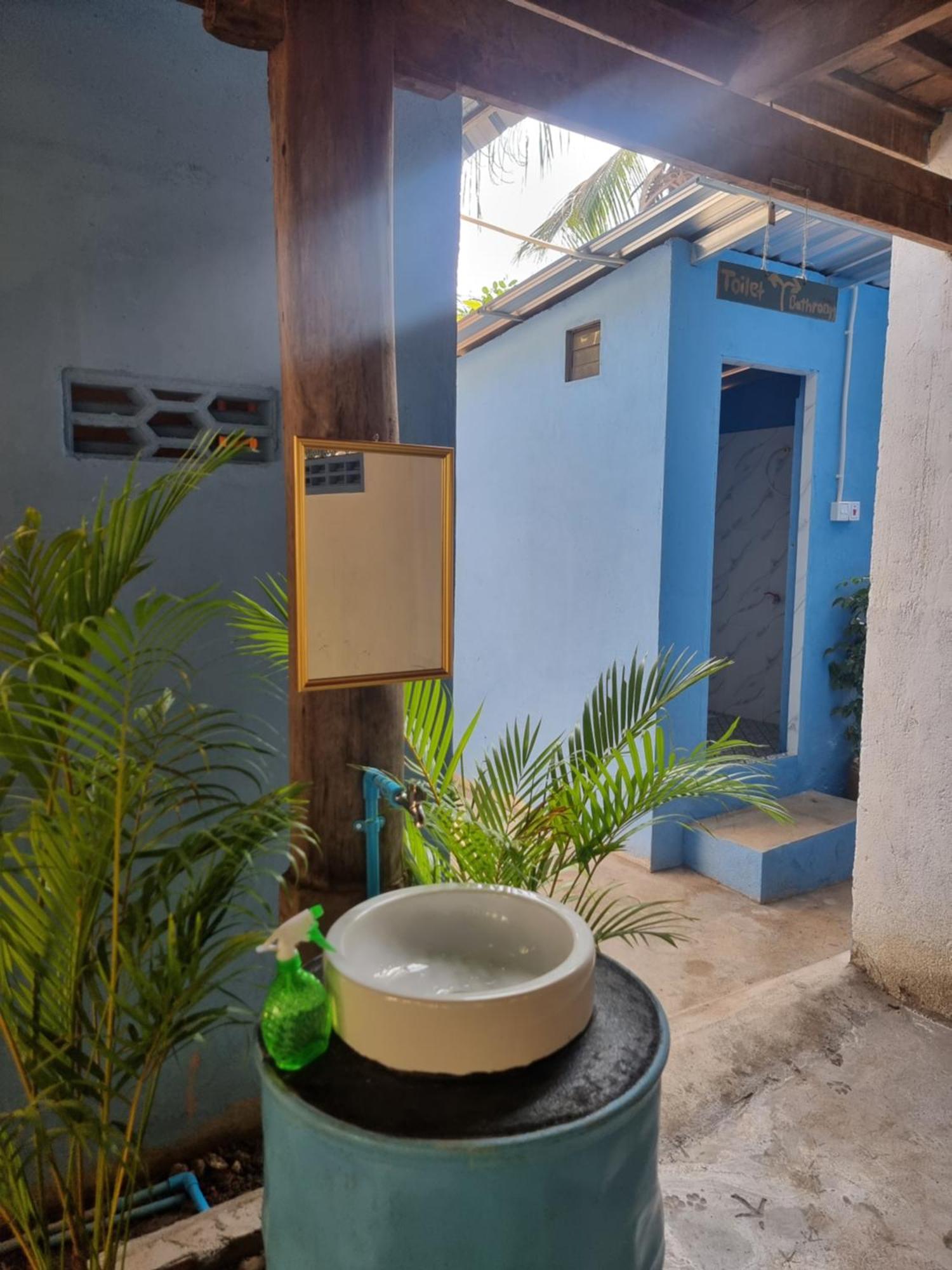 Discover Kratie Homesetay Экстерьер фото